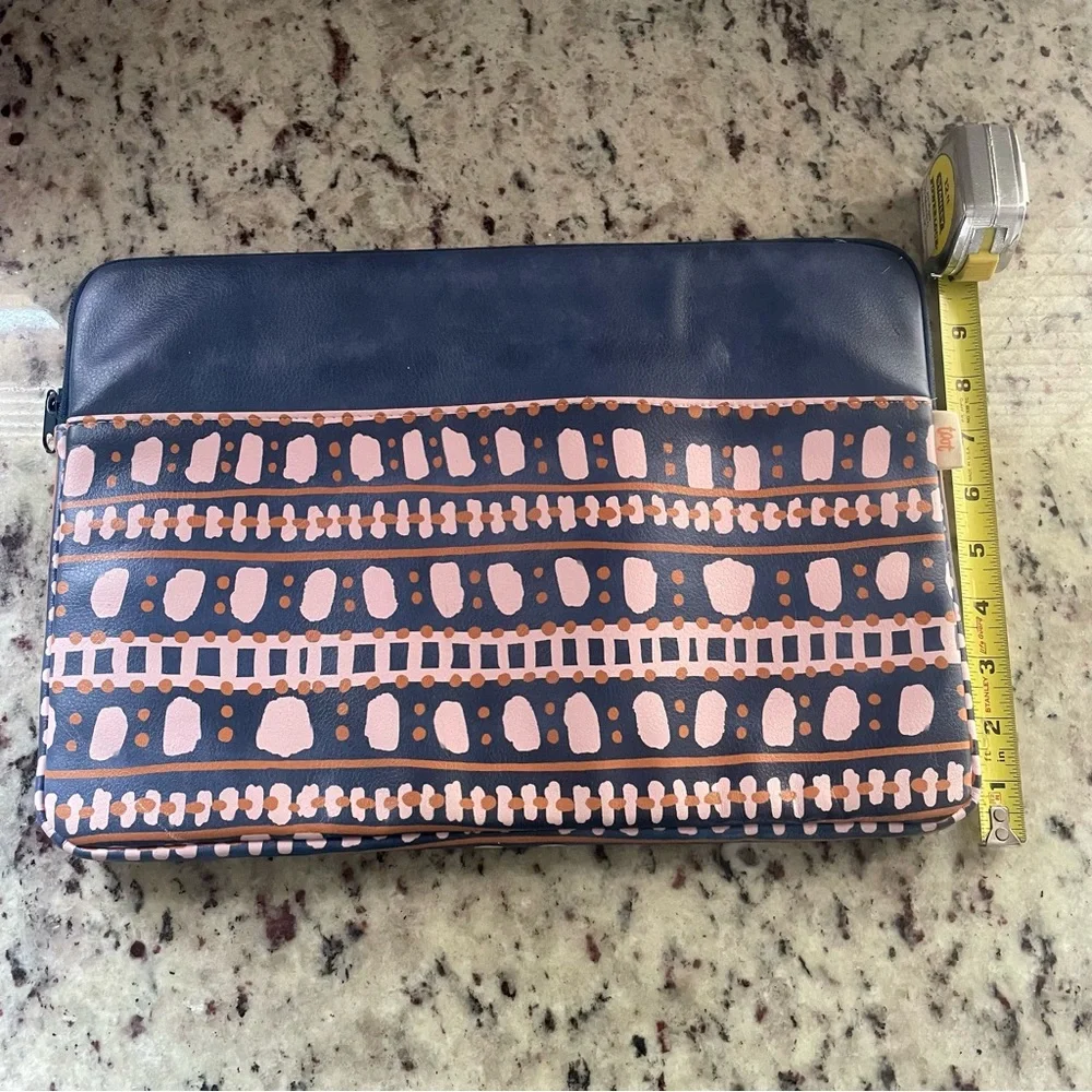 Toot Navy Blue Pink Brown Printed Zip Laptop Case up to 15”